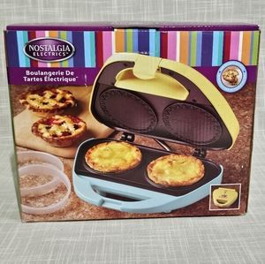 Nostalgia Electrics Pie Bakery